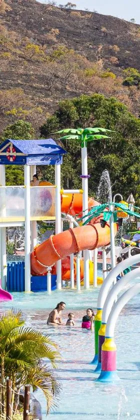 Hotel Golden Park All Inclusive Poços de Caldas By Nacional Inn，位于波苏斯-迪卡尔达斯的酒店