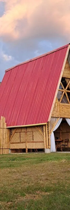 Los Nevados Ecolodge，位于Gigante的酒店