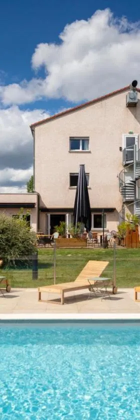 Artémis Hôtel & Spa Bistro Coquet，位于布里尤德的酒店