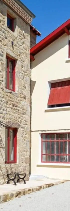 Maison d'artiste de village，位于Rozier-Côtes-dʼAurec的酒店