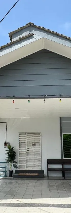 Oh My Batu Rakit Homestay Terengganu，位于瓜拉丁加奴的酒店