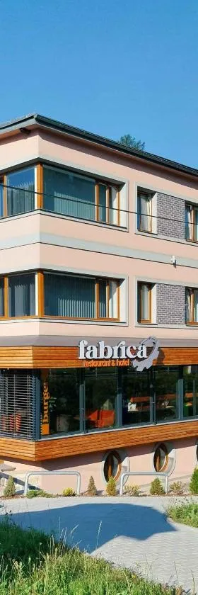 Hotel Fabrica，位于利贝雷茨的酒店