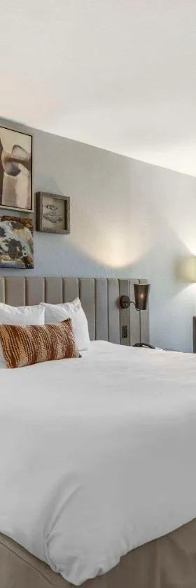 Windmill Suites Surprise - Phoenix, Ascend Hotel Collection，位于瑟普赖斯的酒店