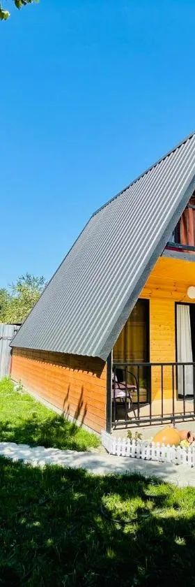 Mountain Cottage - Ananuri，位于Tsikhisdziri的酒店