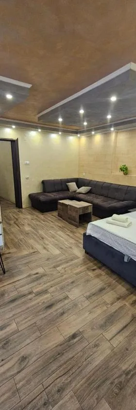 Prenociste Rooms Simke，位于苏博蒂察的酒店
