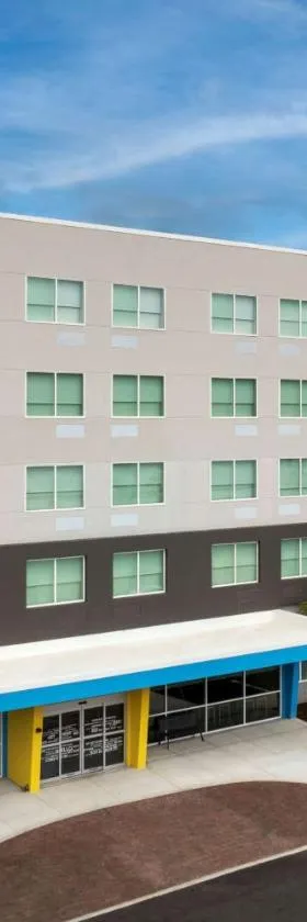 Tru By Hilton Jacksonville Airport，位于杰克逊维尔的酒店