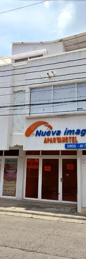 Apartahotel Nueva Imagen，位于Roldanillo的酒店