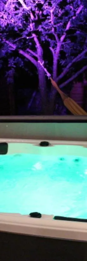 CHALET CARAIBES SPA Privatif，位于Clermont-Créans的酒店