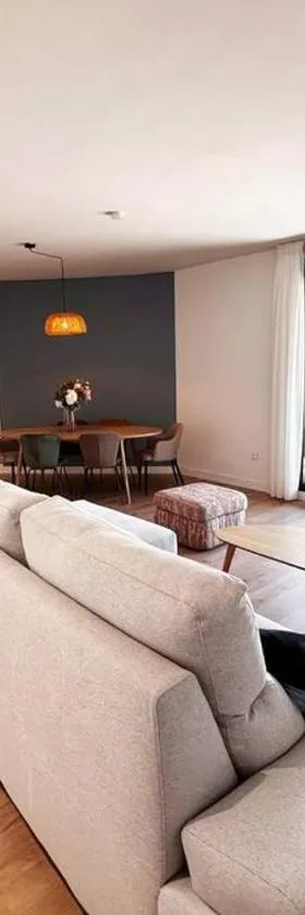 Apartamento de cuatro habitaciones en Talavera，位于塔拉韦拉·德·拉·雷纳的酒店