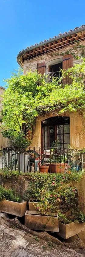 Maisonnette provençale，位于Simiane-la-Rotonde的酒店