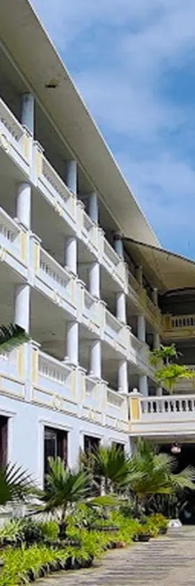 Hotel Royal Retreat，位于萨姆巴尔普尔的酒店