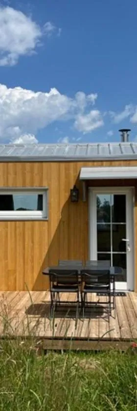 La Tiny House, La Chandeleytte，位于Champdray的酒店