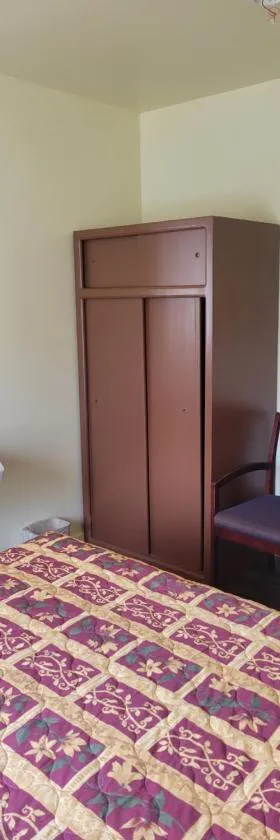 Randolph Hotel，位于亨廷顿帕克的酒店