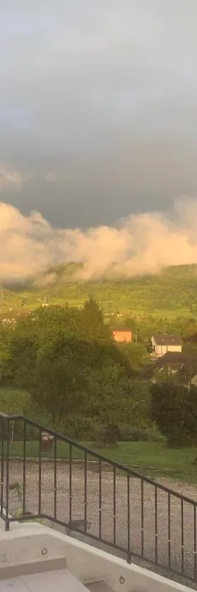Longue Vue en Arbois，位于阿尔布瓦的酒店