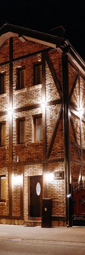 Apartamenty Chrobrego 10，位于兹沃图夫的酒店