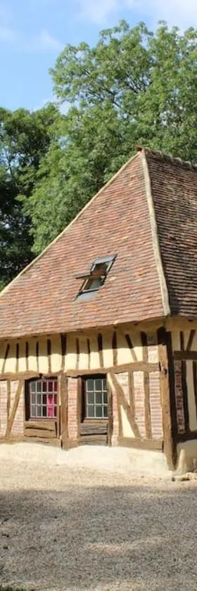 Gîte du Moulin rouge，位于Vernouillet的酒店