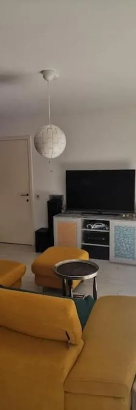 Rustige ruime duplex，位于Wijnegem的酒店