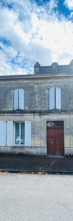 Le nid des Petits à 15 min de Bordeaux，位于Sainte-Eulalie的酒店