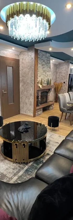 Maison De Luxe Pour 14 personnes - SPA - Billard - Sport - Baby-foot，位于莱托利的酒店
