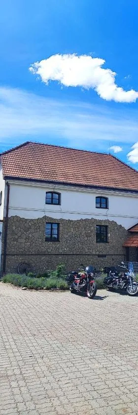Penzion Horse Farm Lechovice，位于Lechovice的酒店