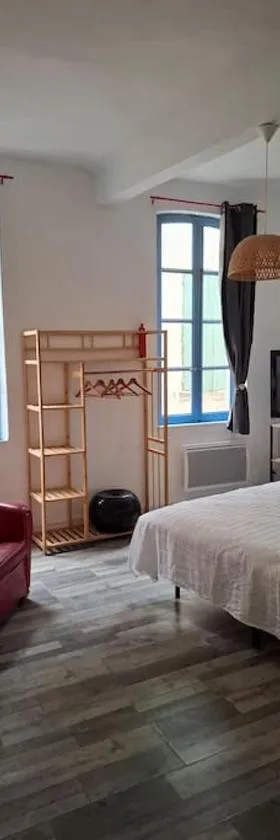 Studio au cœur de Sommières，位于索米耶尔的酒店