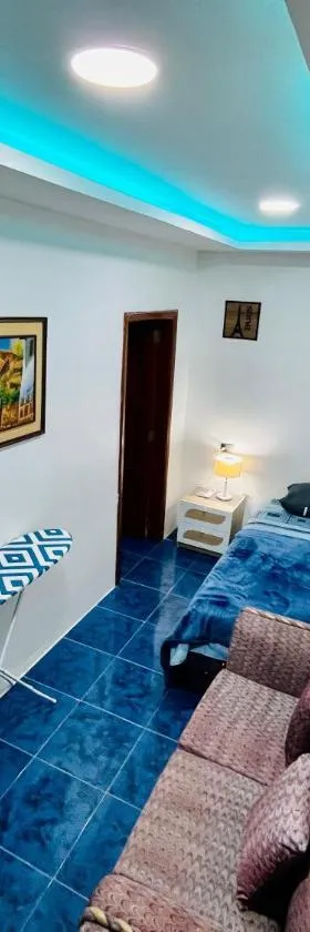 Dep Amoblado - 4 minutos Consulado Americano - Guayaquil，位于瓜亚基尔的酒店