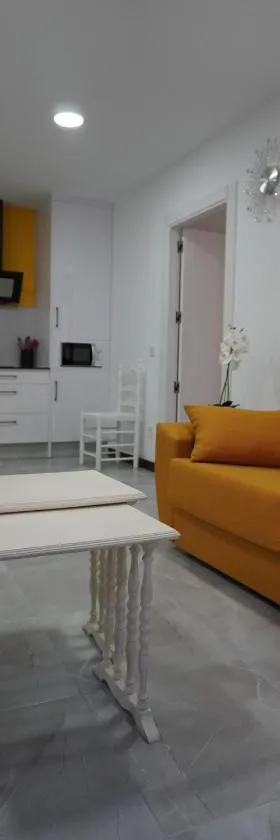 APARTAMENTO Sanin 2，位于Lumbrales的酒店