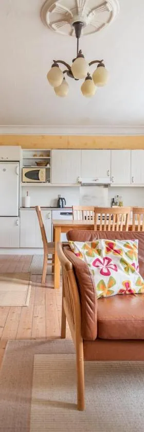Charming, spacious, sea view guest house，位于奥基克比的酒店