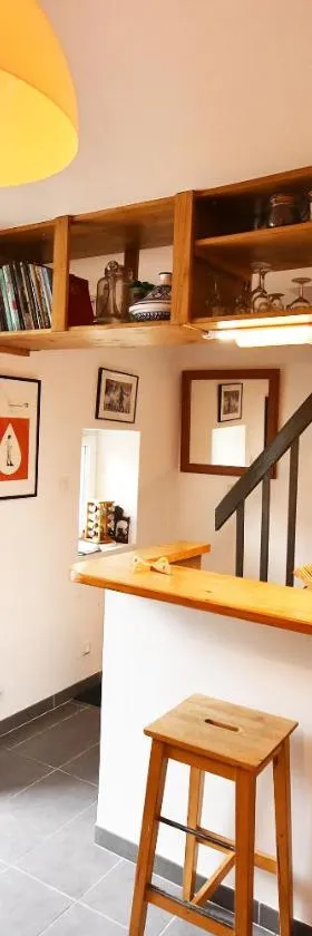 la petite maison pour deux，位于Cité de Beauregard的酒店