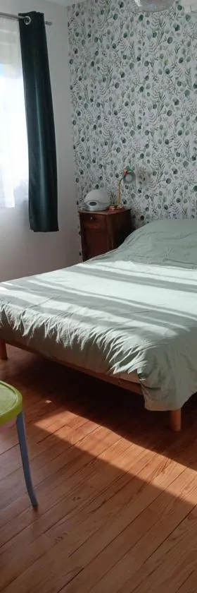 Chambre quartier calme，位于Pujols Lot et Garonne的酒店
