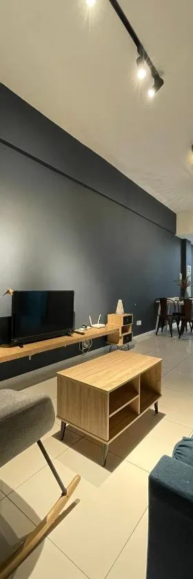 Sutera Avenue - 6 Pax 2 Rooms - Opposite Imago Shopping Mall，位于甘榜森布兰的酒店