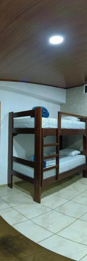 Tortuguero7 lake view，位于托尔图格罗的酒店