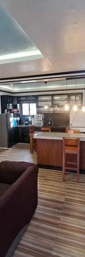 Anas Sweet Home w Wifi, Karaoke n Free Parking，位于Alfonso的酒店