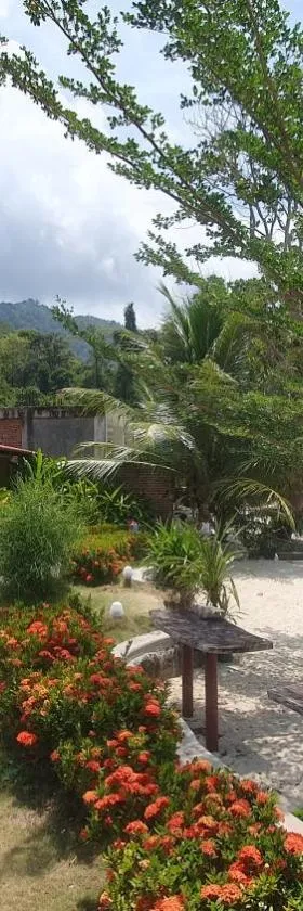 Apollo Bungalows，位于爱宝伊的酒店