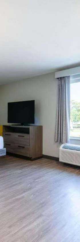 ECHO Suites Extended Stay by Wyndham Spartanburg，位于斯帕坦堡的酒店