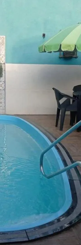 Casa Dulé, a poucos metros da praia，位于瓜拉派瑞的酒店