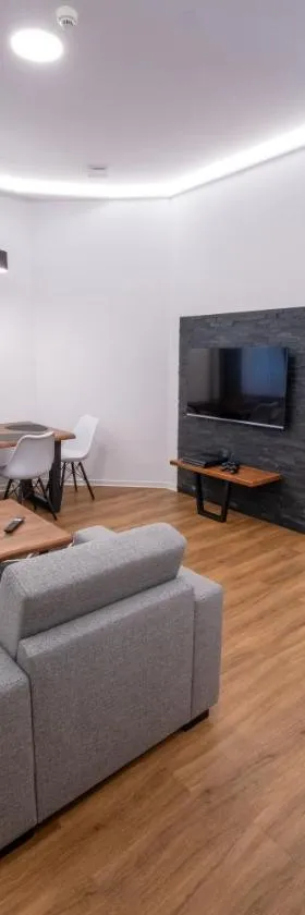 IT Centrum Apartments，位于弗尔赫拉比的酒店