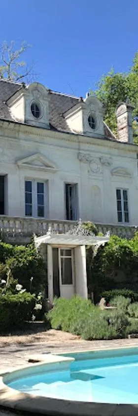 Chateau La Palue，位于Coutras的酒店