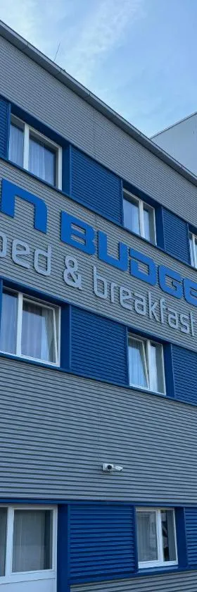 WinBudget "bed&breakfast"，位于维也纳新城的酒店
