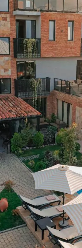 Boutique Hotel Kviria，位于泰拉维的酒店