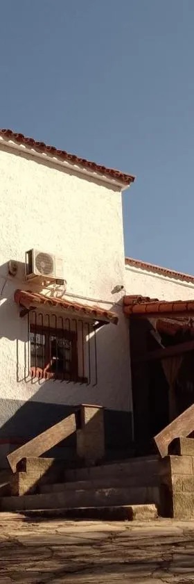Ribera Sur Hotel - Los Algarrobos - Tanti，位于坦季的酒店
