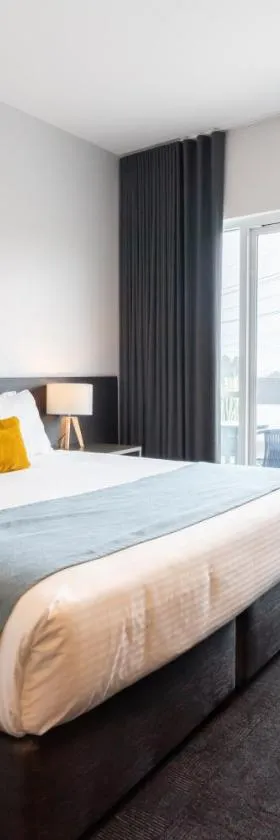 Coniston Hotel Wollongong，位于卧龙岗的酒店