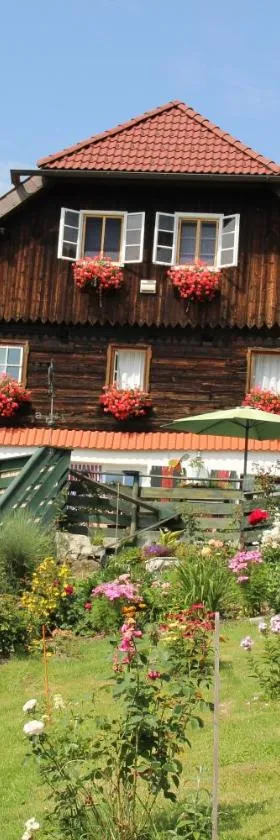 Haus Mauken - Appartments mit Panoramablick，位于穆劳的酒店