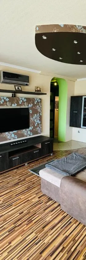 BLA Apartman，位于森特什的酒店
