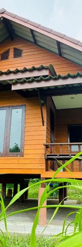 Cheriya bungalow Kohyaonoi，位于Ban Laem Sai的酒店