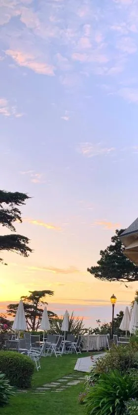 TI AL LANNEC Hotel - Restaurant & Spa，位于特雷伯尔当的酒店