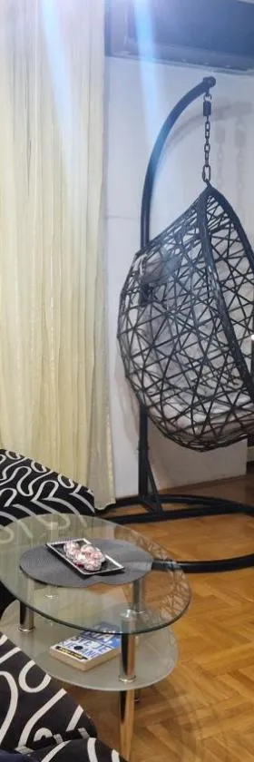 JM Apartman，位于Donja Vrežina的酒店