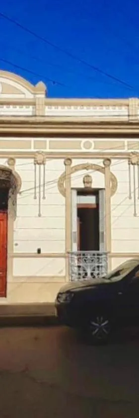 HOTEL LOURD MARY，位于乌拉圭河畔康塞普西翁的酒店
