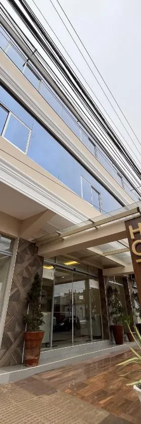 Darling Hotel Ciudad del Este，位于埃斯特城的酒店