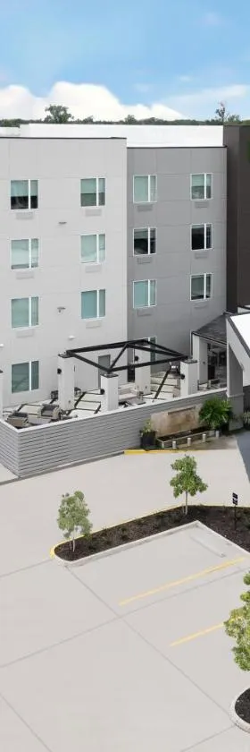 Holiday Inn Gonzales by IHG，位于冈萨雷斯的酒店